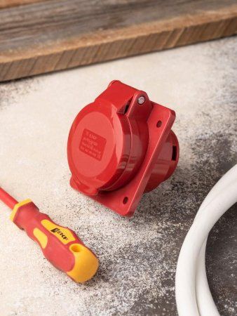 Розетка стационарная внутренняя 415 3Р+РЕ+N 16А 380В IP44 EKF PROxima | ps-415-16-380 | EKF — фото