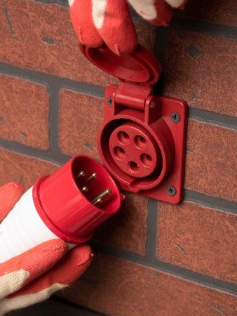 Розетка стационарная внутренняя 415 3Р+РЕ+N 16А 380В IP44 EKF PROxima | ps-415-16-380 | EKF — фото
